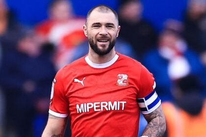 charlie austin cryer